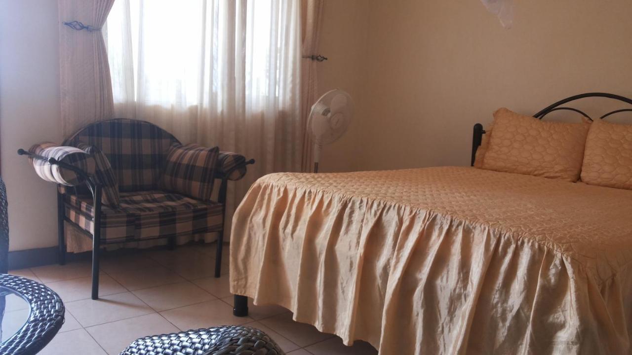 Westcliff Hotel Lira Eksteriør billede