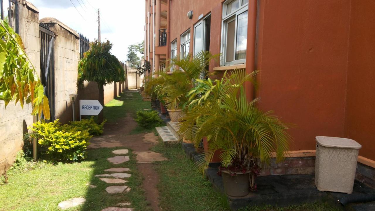 Westcliff Hotel Lira Eksteriør billede