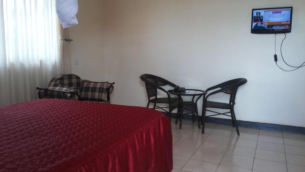 Westcliff Hotel Lira Eksteriør billede