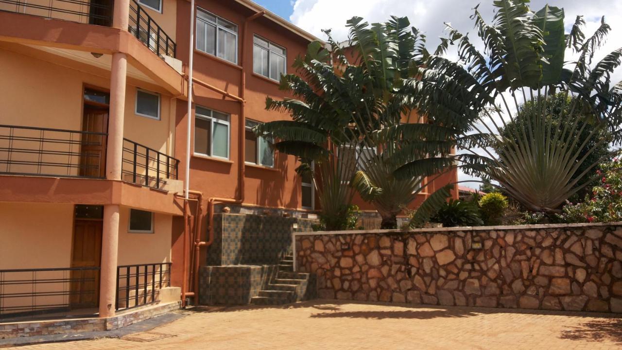 Westcliff Hotel Lira Eksteriør billede
