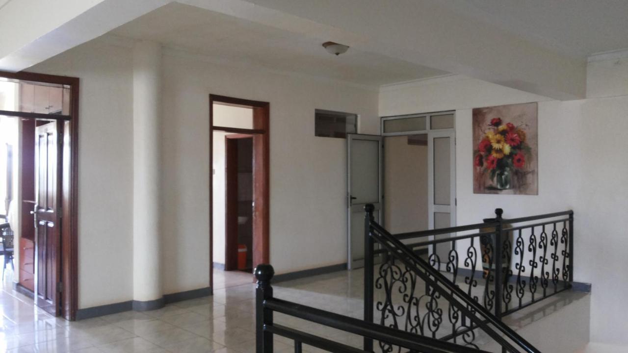 Westcliff Hotel Lira Eksteriør billede